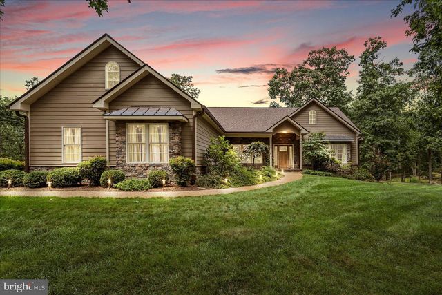 103 COMFORTER LN, Clear Brook, VA 22624