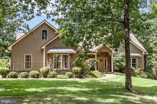 103 COMFORTER LN, Clear Brook, VA 22624