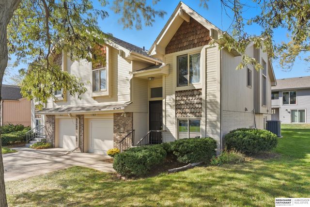 3368 S 133rd Street, Omaha, NE 68144