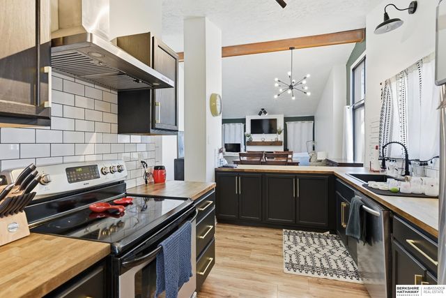 3368 S 133rd Street, Omaha, NE 68144