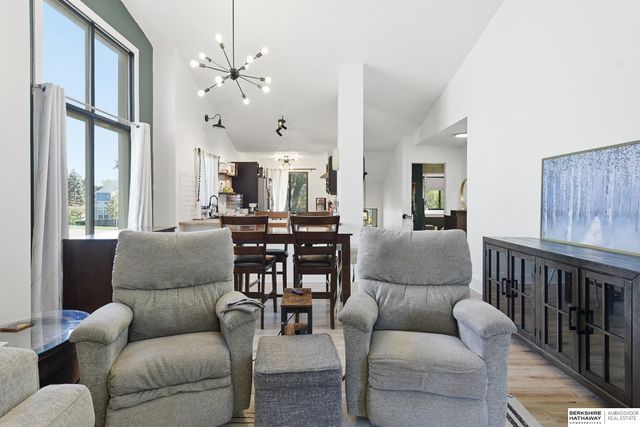 3368 S 133rd Street, Omaha, NE 68144