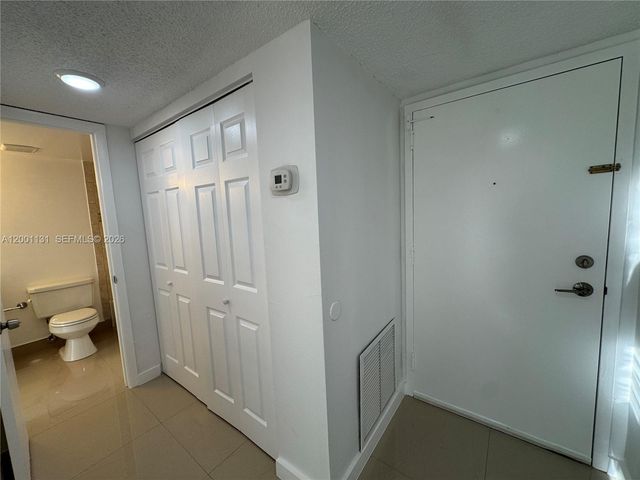 13120 SW 92nd Ave B-303, Miami, FL 33176