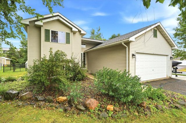 505 Deerwood Court, Hammond, WI 54015