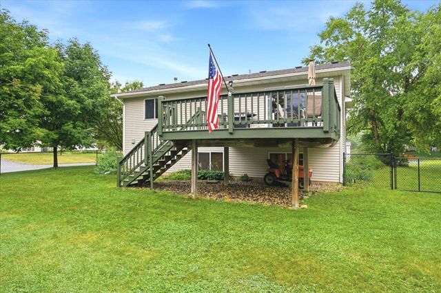 505 Deerwood Court, Hammond, WI 54015