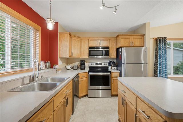 505 Deerwood Court, Hammond, WI 54015