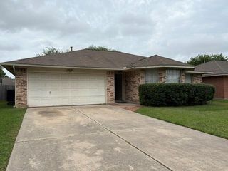 7854 Yellow Pine Drive, Houston, TX 77040