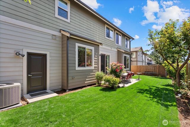 3527 NE . 7th Street, Renton, WA 98056