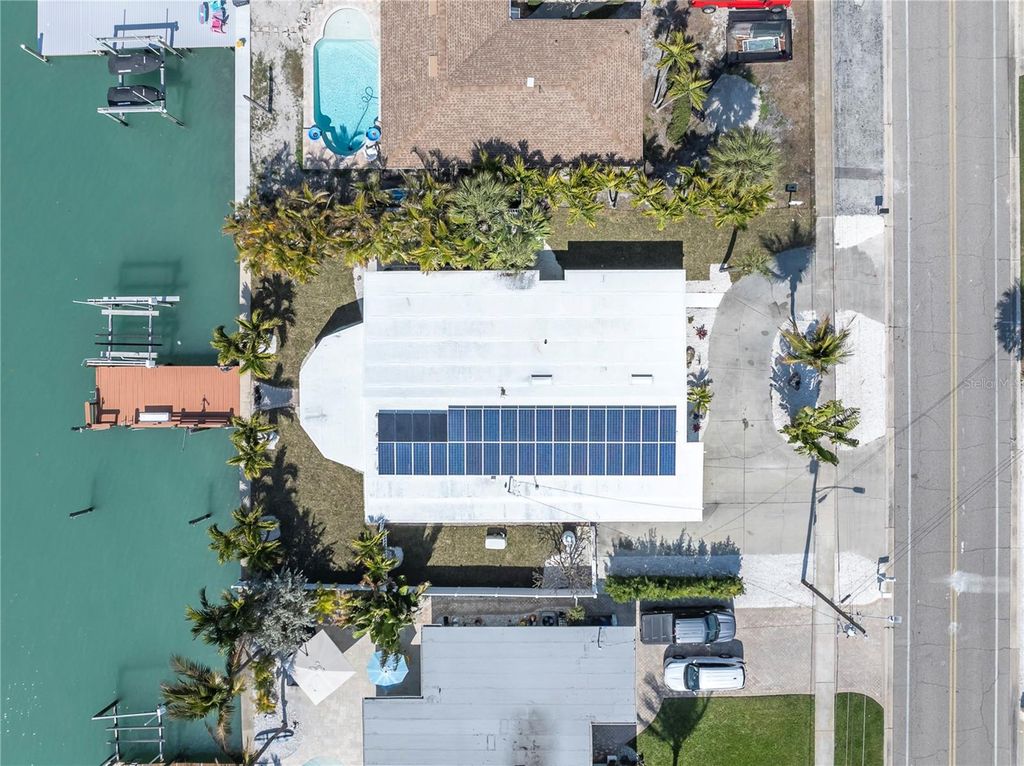 Image 42 of property listing at 8820 GULF BOULEVARD, St Pete Beach, FL 33706