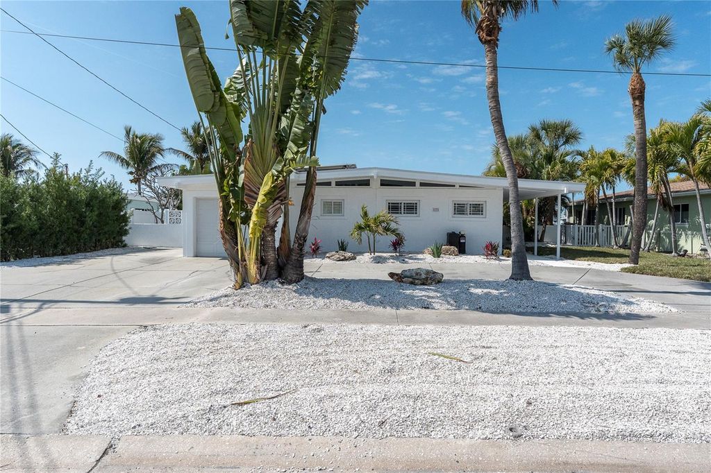 Image 45 of property listing at 8820 GULF BOULEVARD, St Pete Beach, FL 33706