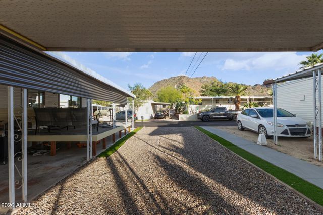 10401 N CAVE CREEK Road 324, Phoenix, AZ 85020