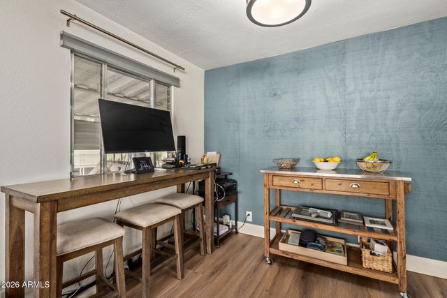 10401 N CAVE CREEK Road 324, Phoenix, AZ 85020