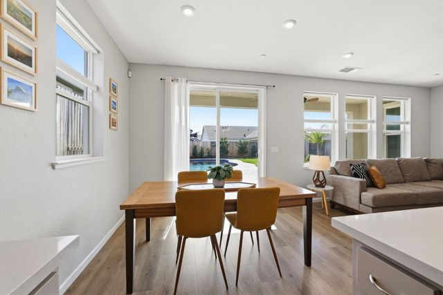 2691 Coronado Ln, Lincoln, CA 95648