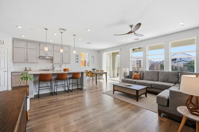 2691 Coronado Ln, Lincoln, CA 95648