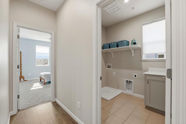 2691 Coronado Ln, Lincoln, CA 95648