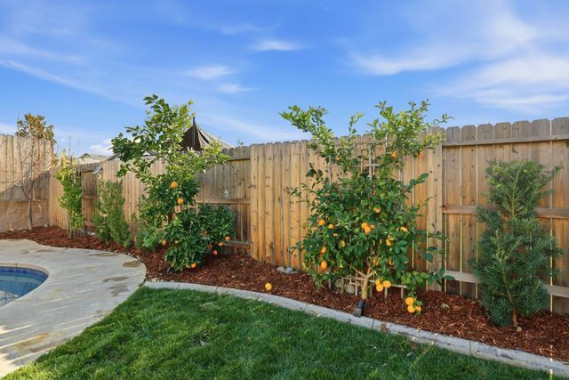 2691 Coronado Ln, Lincoln, CA 95648