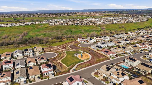 2691 Coronado Ln, Lincoln, CA 95648