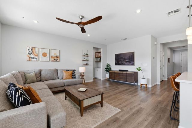 2691 Coronado Ln, Lincoln, CA 95648