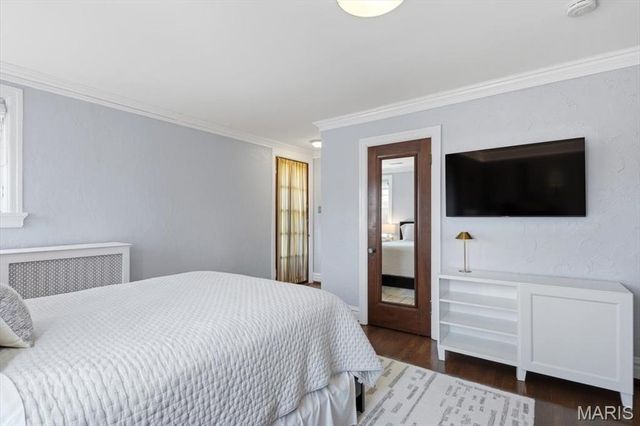 7407 Buckingham Drive, Clayton, MO 63105