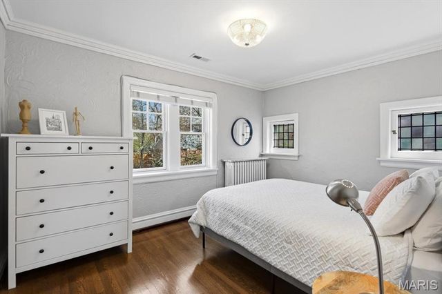 7407 Buckingham Drive, Clayton, MO 63105