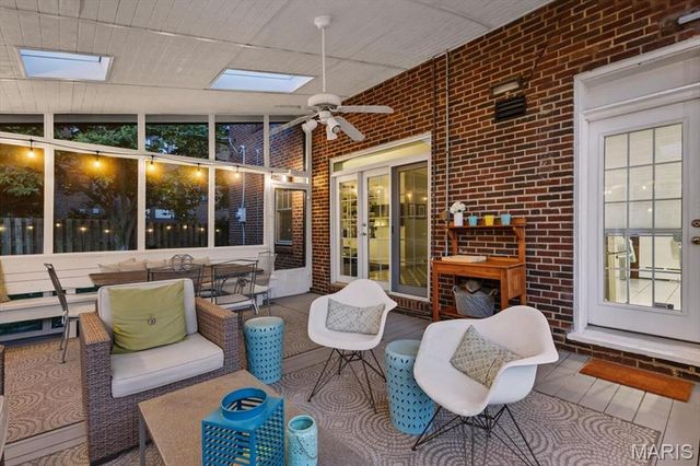 7407 Buckingham Drive, Clayton, MO 63105