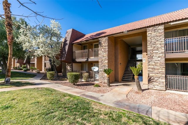 5081 River Glen Drive 114, Las Vegas, NV 89103