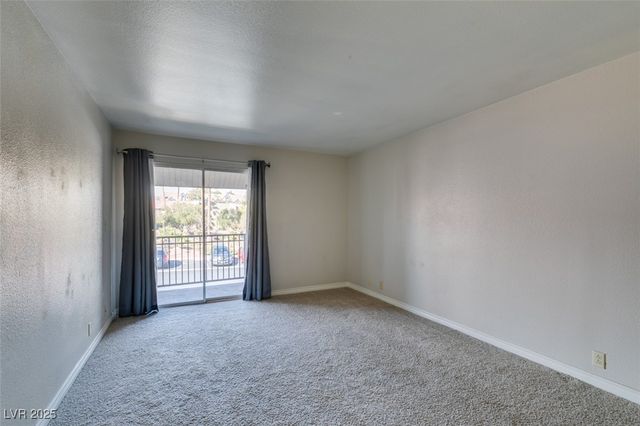 5081 River Glen Drive 114, Las Vegas, NV 89103