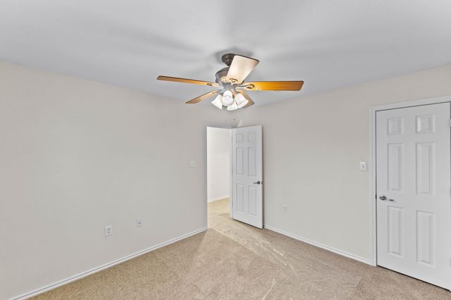 292 Housefinch LOOP, Leander, TX 78641