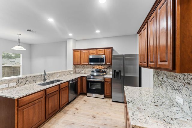 292 Housefinch LOOP, Leander, TX 78641