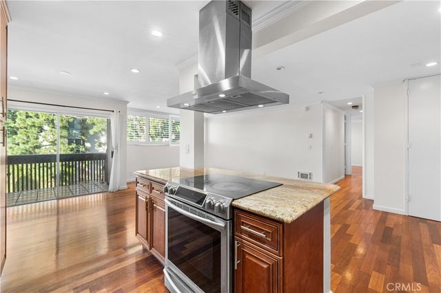 5950 Canterbury Drive C308, Culver City, CA 90230
