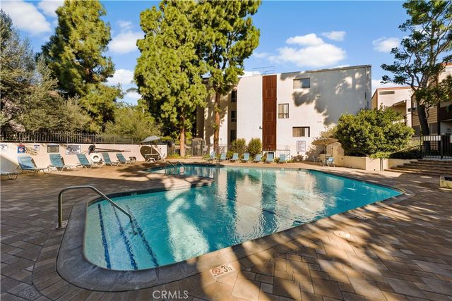 5950 Canterbury Drive C308, Culver City, CA 90230