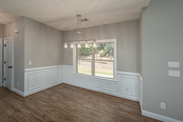 2760 Sawgrass Lane, Phenix City, AL 36867