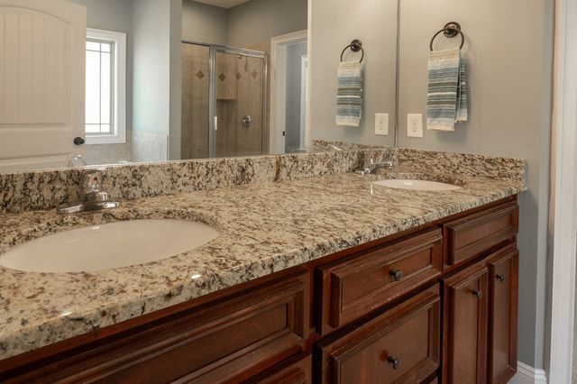 2760 Sawgrass Lane, Phenix City, AL 36867