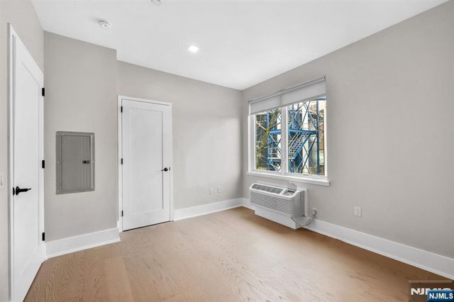 7101 River Road 202B, North Bergen, NJ 07047