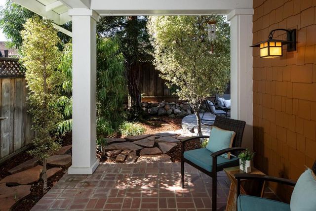 147 Naramore Lane, Los Gatos, CA 95032