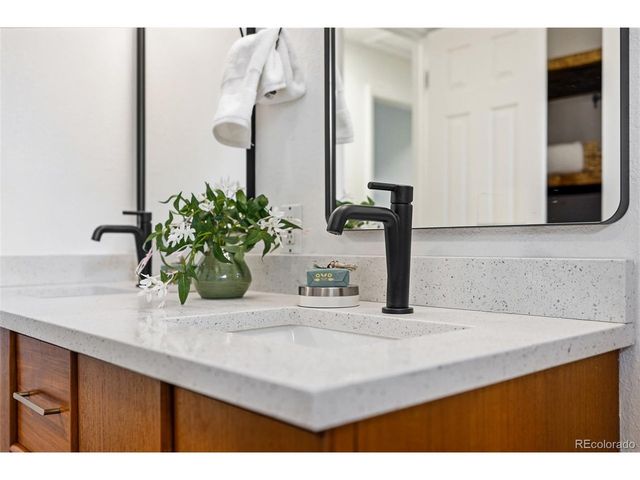 7045 W 33rd Ave, Wheat Ridge, CO 80033