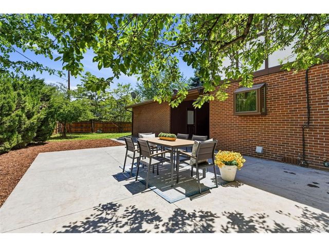 7045 W 33rd Ave, Wheat Ridge, CO 80033