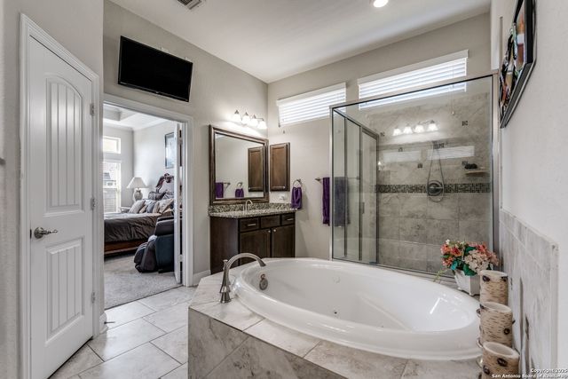 813 rye moon, Cibolo, TX 78108