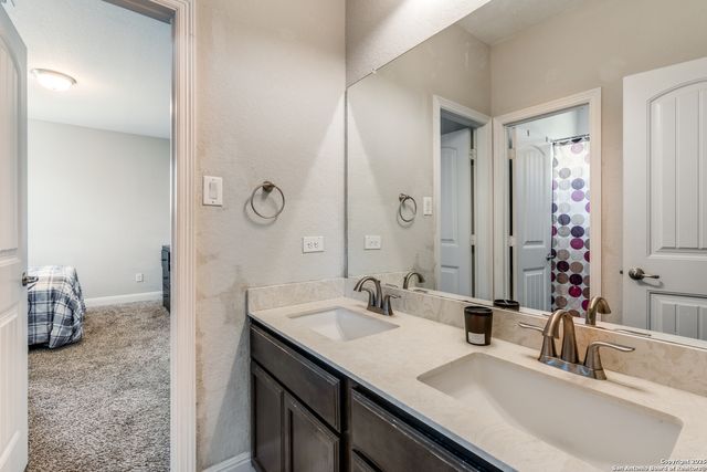 813 rye moon, Cibolo, TX 78108