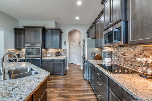 813 rye moon, Cibolo, TX 78108