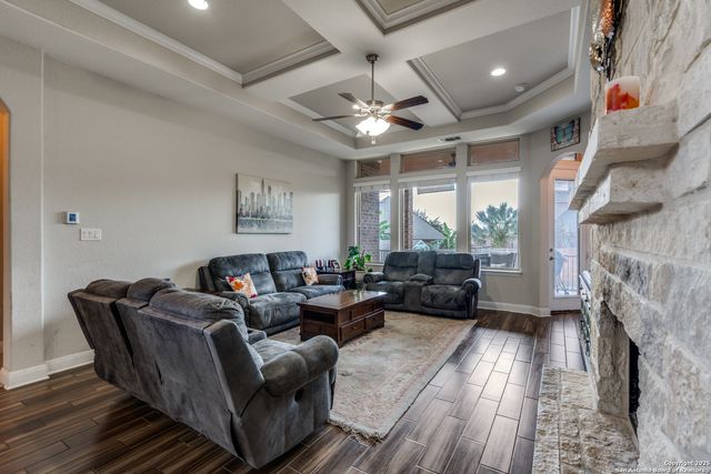 813 rye moon, Cibolo, TX 78108