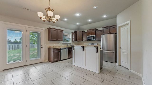 1704 Been Road, Bentonville, AR 72713