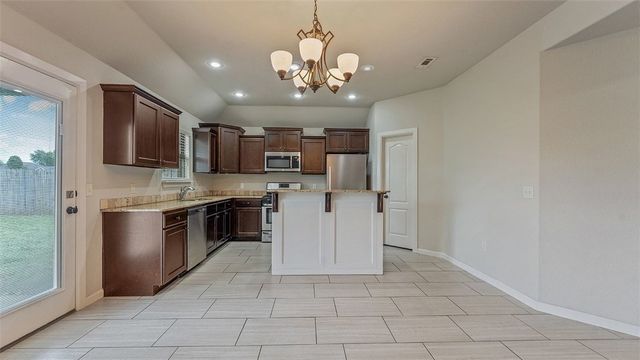 1704 Been Road, Bentonville, AR 72713
