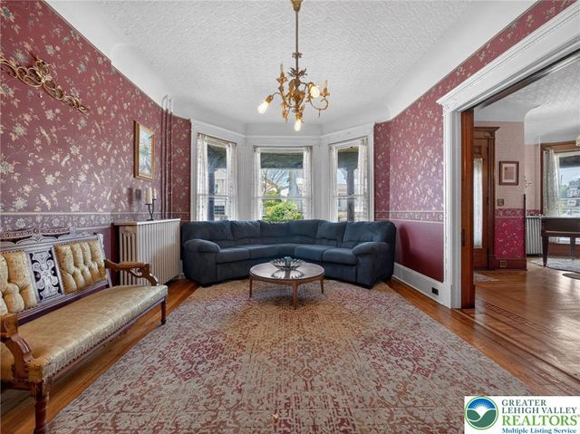 231 Main Street, Slatington Boro, PA 18080