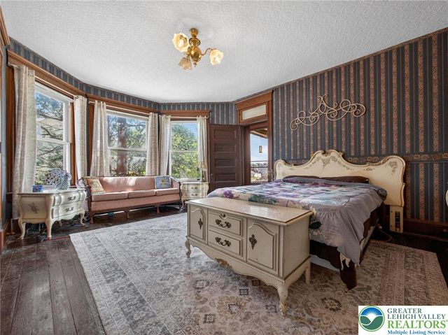 231 Main Street, Slatington Boro, PA 18080