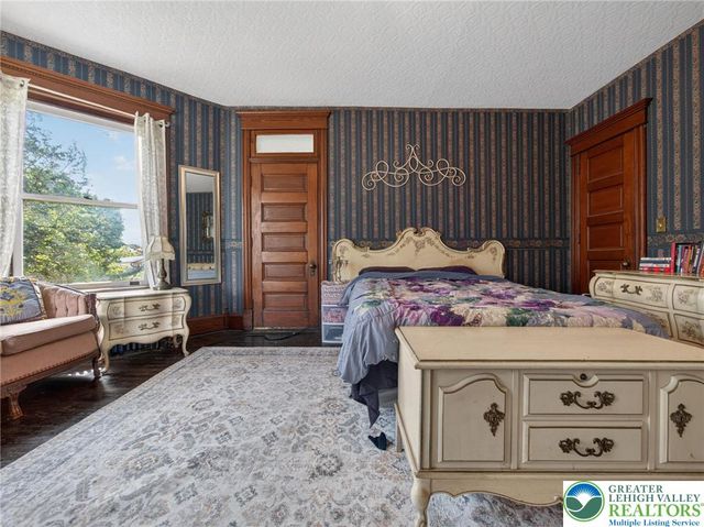 231 Main Street, Slatington Boro, PA 18080