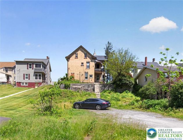 231 Main Street, Slatington Boro, PA 18080