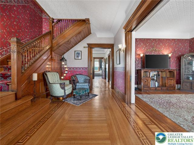 231 Main Street, Slatington Boro, PA 18080