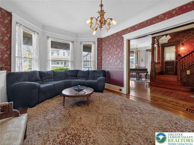 231 Main Street, Slatington Boro, PA 18080