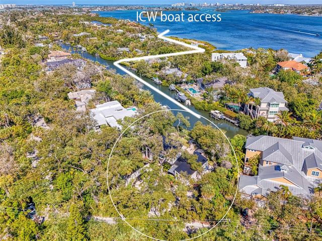 5303 HIDDEN HARBOR ROAD, Sarasota, FL 34242