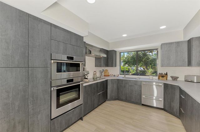 5303 HIDDEN HARBOR ROAD, Sarasota, FL 34242